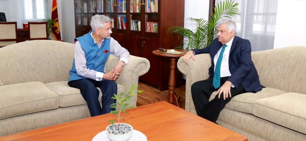 S.Jaishankar in discussion with Ranil Wickremesinghe